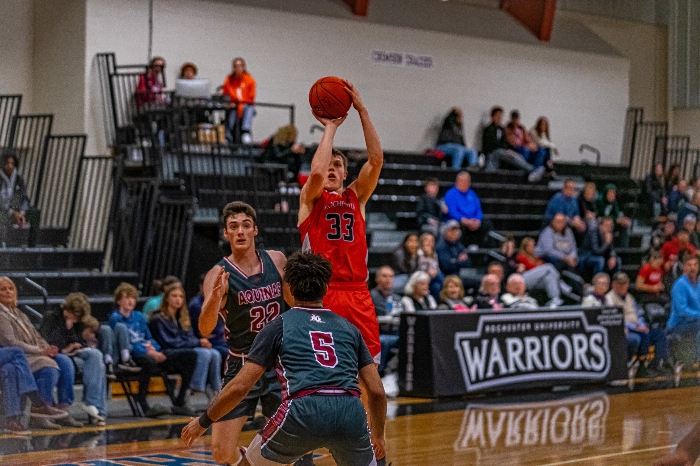 MEN&rsquo;S BASKETBALL TRAVELS TO RV MADONNA FOR FIRST MATCHUP BETWEEN BOTH TEAMS