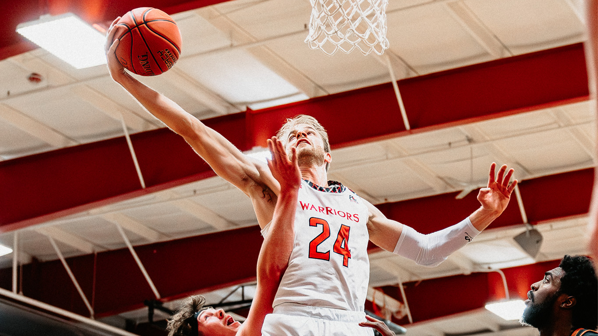 Men's Basketball advances to WHAC Championship game with tight win over Indiana Tech