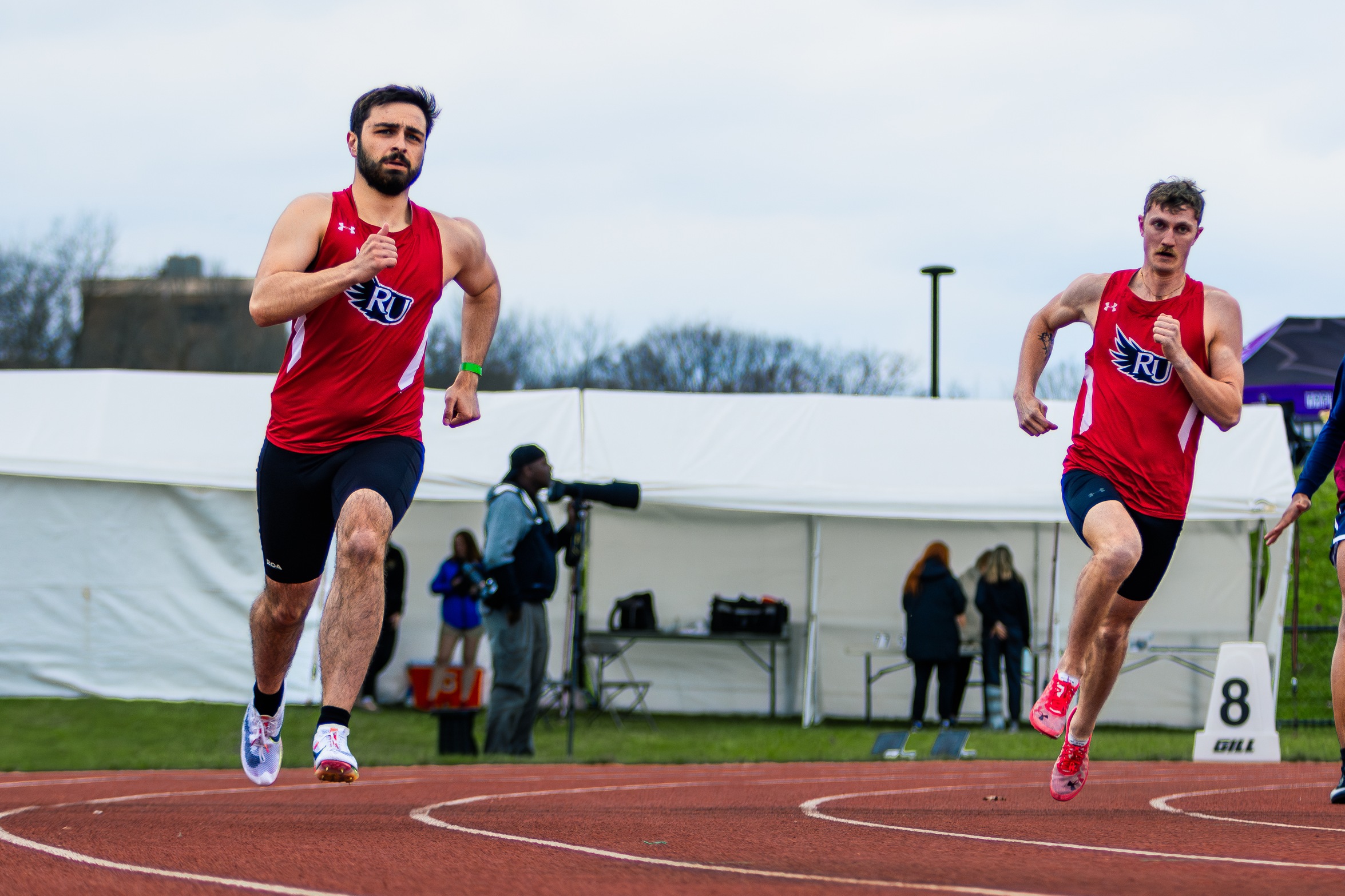 Men's Track &amp; Field compete at the OU Golden Grizzlies Invite