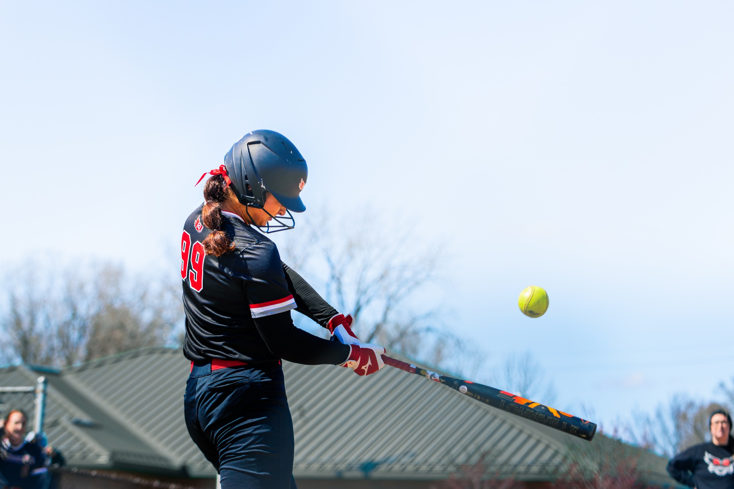 Softball drops midweek matchup to Blue Devils