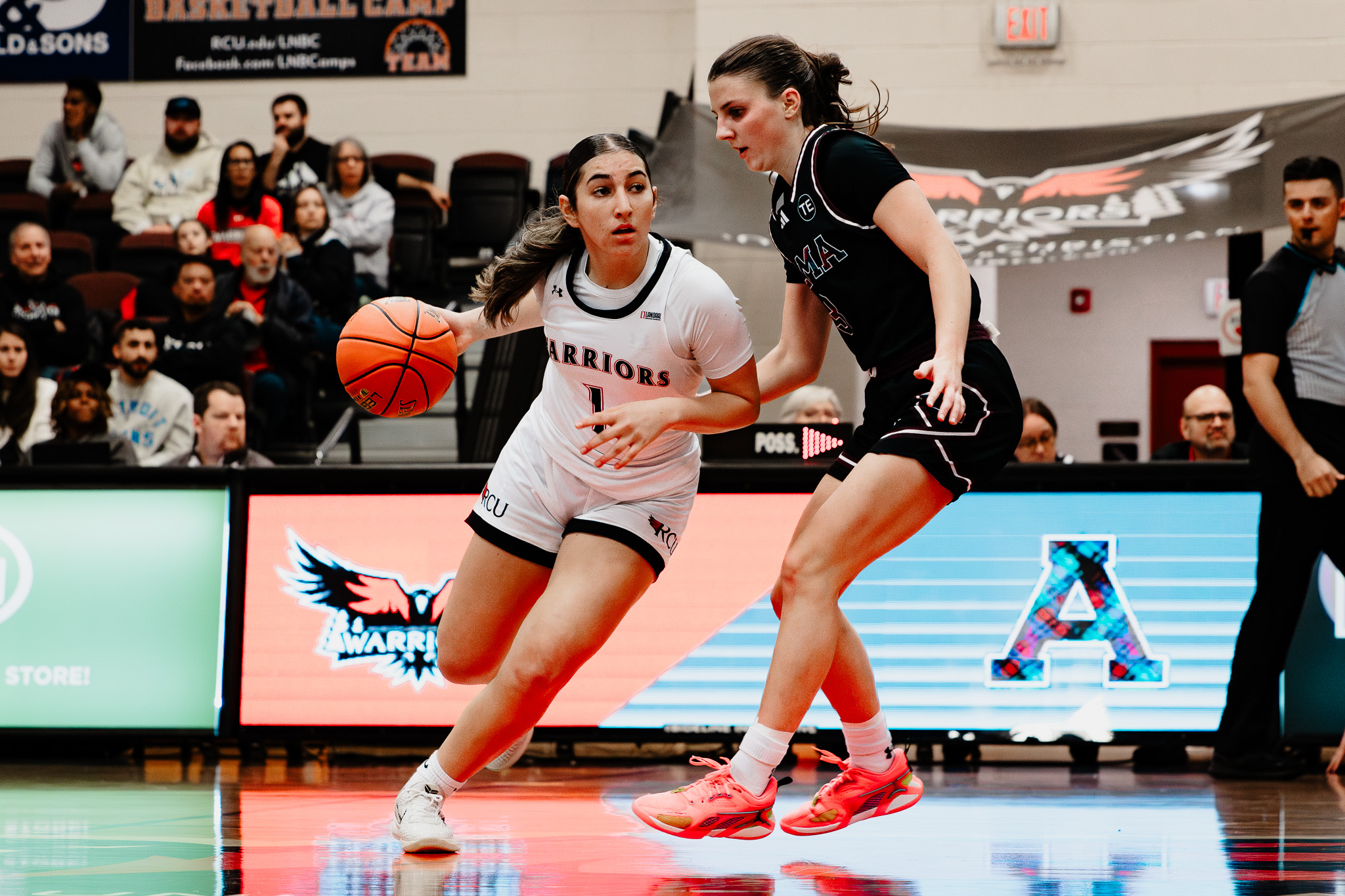 Women's Basketball shoots over 50% against the Racers in WHAC win