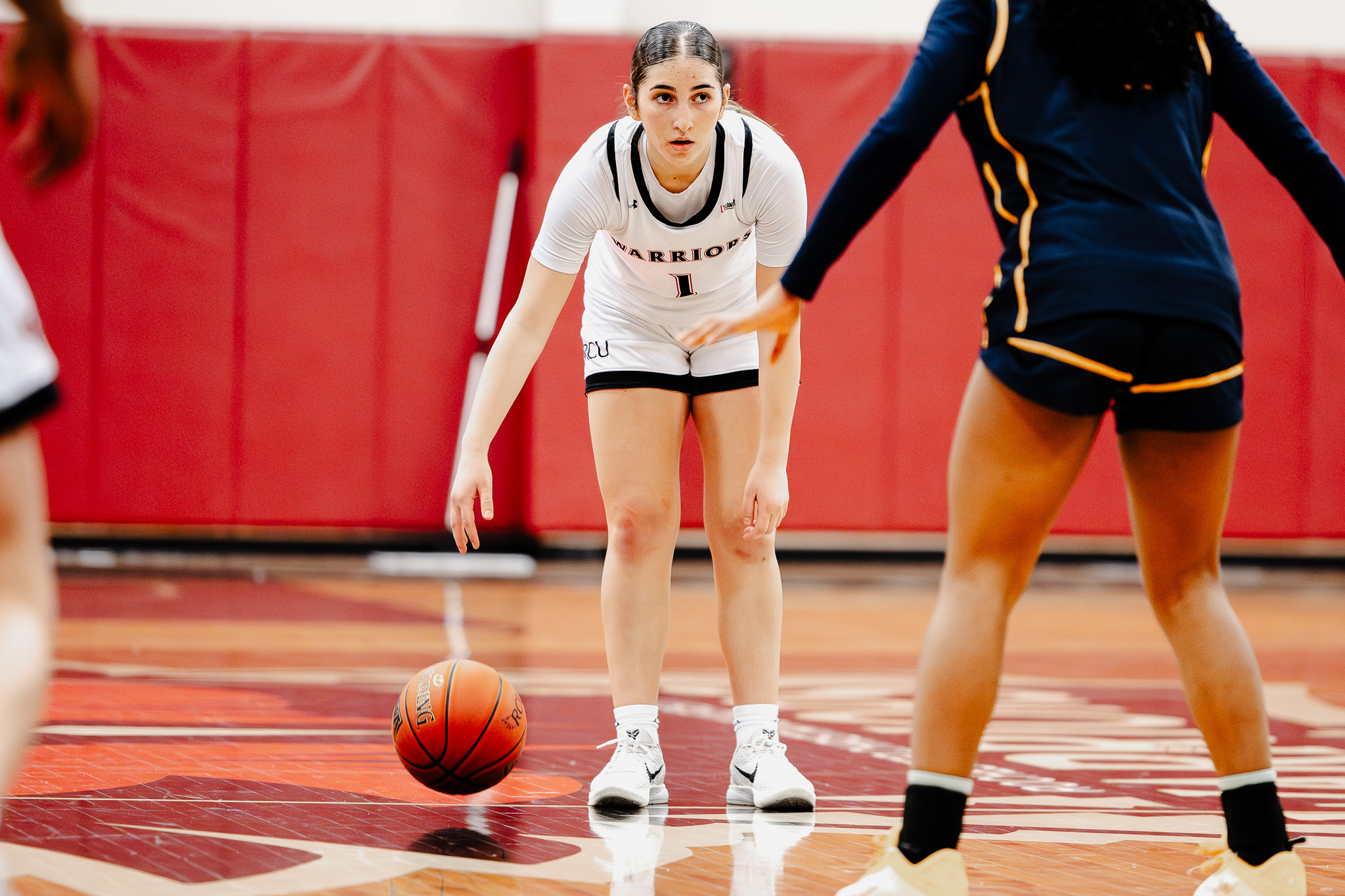 Women's Basketball moves to 10-1 in WHAC play with win over Blue Devils