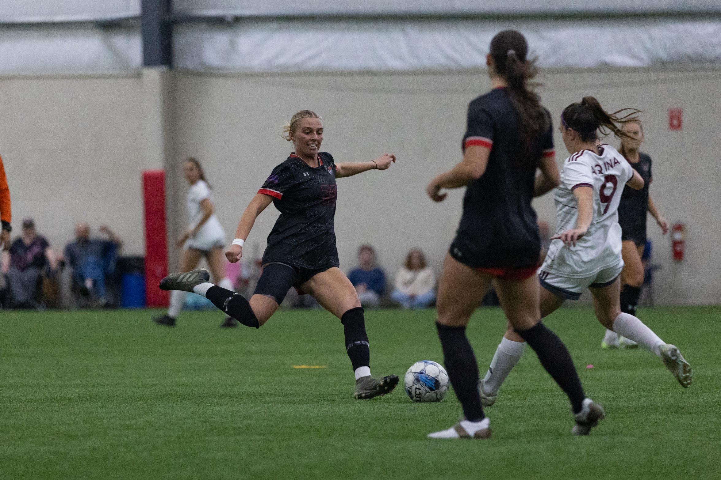 Women's Soccer plays to 1-1 draw on Senior Night